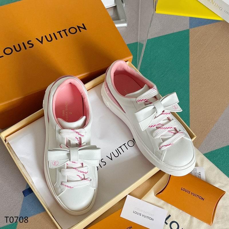 LV Women's Shoes 821